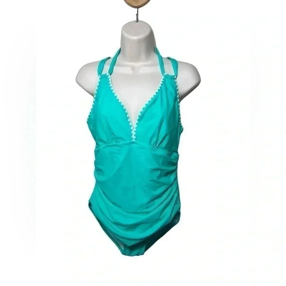NWOT Beachsissi One Piece Swimsuit Seafoam Green V Neck Ruched Tummy Control XL - Picture 1 of 5